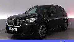 Svart Begagnad 2023 BMW iX1 M Sport SUV | 491 900 kr (Bra pris)