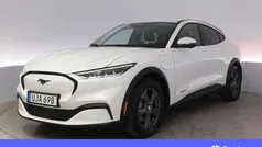 Vit Begagnad 2021 Ford Mustang Mach-E Standard Range SUV | 329 900 kr (Bra pris)