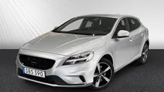 Begagnad 2018 Volvo V40 R-Design Kombi | 219 800 kr (Marknadspris)