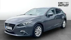 Grå Begagnad 2016 Mazda 3 Inclusive Halvkombi | 84 900 kr (Marknadspris)