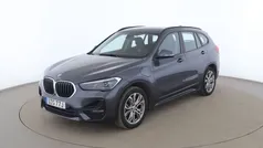 Grå Begagnad 2020 BMW X1 Sport Line SUV | 298 000 kr (Marknadspris)