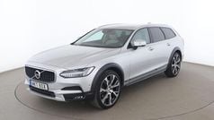 Begagnad 2019 Volvo V90 CC Momentum Kombi | 328 000 kr (Bra pris)