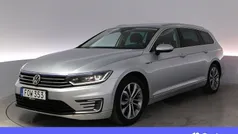 Silver Begagnad 2018 VW Passat Executive Kombi | 199 900 kr (Marknadspris)