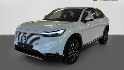 Meteoroid gray metallic Begagnad 2024 Honda HR-V Advance SUV | 3 867 kr