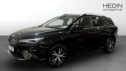 Begagnad MG MG5 EV Luxury 130 kW (177 HK) 2022 Svart Kombi