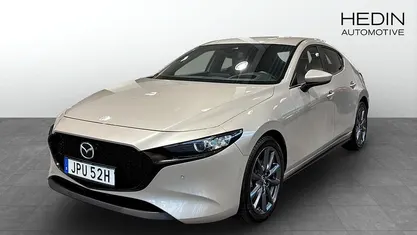 Brun (brown) Begagnad 2022 Mazda 3 Halvkombi | 239 900 kr (Marknadspris)