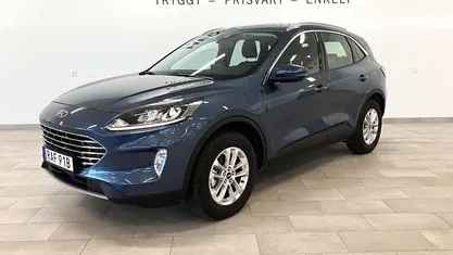 Begagnad 2023 Ford Kuga Titanium SUV | 269 900 kr (Marknadspris)