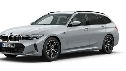 Begagnad BMW 330e Shadowline 292 HK (214 kW) 2025 Kombi