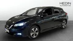 Svart (black) Begagnad 2021 Nissan Leaf N-Connecta Halvkombi | 199 900 kr (Marknadspris)