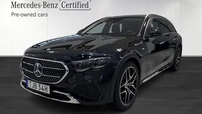 Svart (black) Begagnad 2025 Mercedes E300 Kombi | 739 900 kr (Marknadspris)
