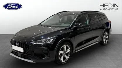 Svart Begagnad 2024 Ford Focus Active Kombi | 234 900 kr (Marknadspris)