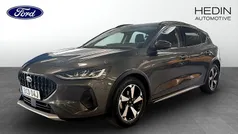 Grå (grey) Begagnad 2022 Ford Focus Active Halvkombi | 194 000 kr (Bra pris)