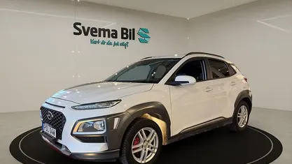 Chalk white metallic Begagnad 2019 Hyundai Kona Premium SUV | 159 900 kr (Dyr)