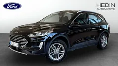 Svart (black) Begagnad 2022 Ford Kuga Titanium SUV | 244 900 kr (Bra pris)