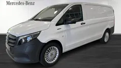 Vit Begagnad 2024 Mercedes e-Vito Minibuss | 469 900 kr
