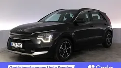 Svart Begagnad 2022 Kia Niro SUV | 314 900 kr (Marknadspris)
