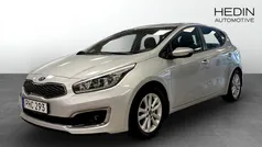 Grå (silver) Begagnad 2017 Kia Ceed Halvkombi | 129 900 kr (Lite dyr)