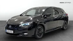 Svart Begagnad 2022 Nissan Leaf N-Connecta Halvkombi | 174 900 kr (Marknadspris)