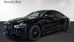 Svart Ny 2024 Mercedes CLA200 AMG Sportkupé | 457 300 kr (Marknadspris)