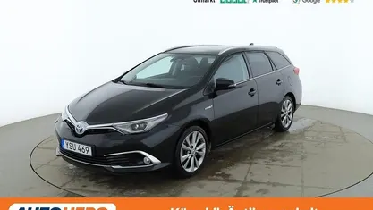 Svart Begagnad 2017 Toyota Auris Touring Sports Cool Kombi | 171 000 kr (Marknadspris)