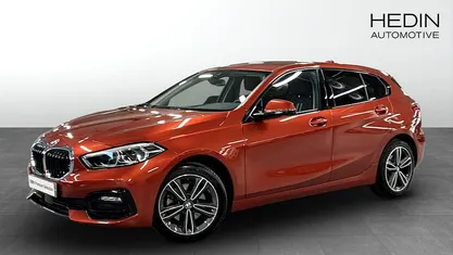 Begagnad BMW 118 M Sport 136 HK (100 kW) 2022 Halvkombi