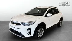 Vit (white) Ny 2025 Kia Stonic 4 SUV | 277 900 kr (Marknadspris)