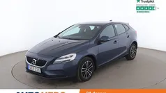 Mörkblå (blå) Begagnad 2016 Volvo V40 Momentum Kombi | 155 000 kr (Marknadspris)