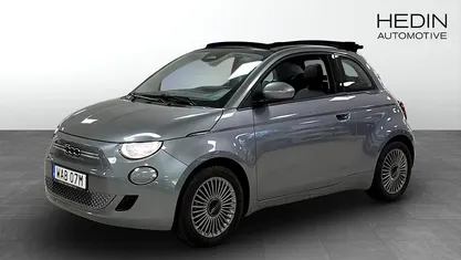 Begagnad 2022 Fiat 500e Icon Halvkombi | 194 900 kr (Marknadspris)