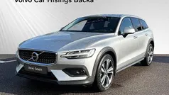 Begagnad 2020 Volvo V60 CC SE Kombi | 324 900 kr (Marknadspris)