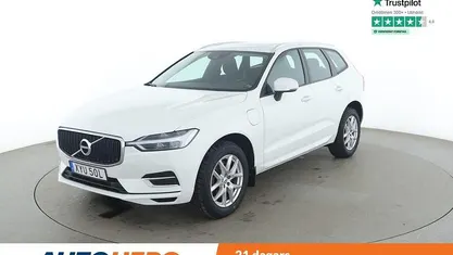 Vit Begagnad 2020 Volvo XC60 Momentum SUV | 280 000 kr (Superpris)