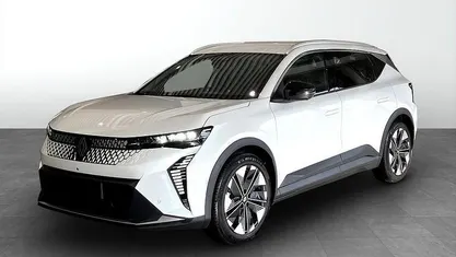 Begagnad Renault Scénic 150 kW (204 HK) 2025 Minibuss