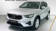 Silver Begagnad 2023 Volvo XC40 Core SUV | 339 900 kr (Marknadspris)