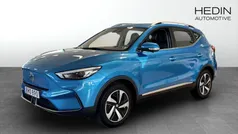 Blå (blue) Begagnad 2022 MG ZS Luxury Sedan | 269 900 kr (Superpris)