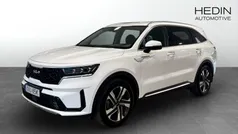 Vit (white) Begagnad 2023 Kia Sorento Advance SUV | 509 900 kr (Marknadspris)