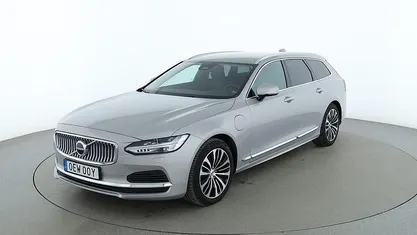 Begagnad 2023 Volvo V90 Core Kombi | 437 000 kr (Marknadspris)