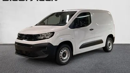 Begagnad Opel Combo 131 HK (96 kW) 2024 Vit Minibuss