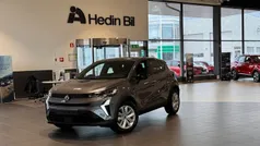 Grå Ny 2024 Renault Captur Evolution SUV | 281 700 kr (Marknadspris)