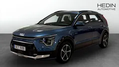 Blå (blue) Begagnad 2022 Kia Niro SUV | 320 000 kr (Marknadspris)