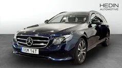 Mörkblå (blue) Begagnad 2019 Mercedes E300 Kombi | 338 900 kr (Marknadspris)