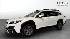 Vit (white) Begagnad 2022 Subaru Outback SUV | 339 900 kr (Bra pris)