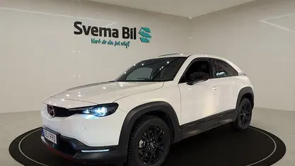 Vit Begagnad 2021 Mazda MX30 Touring SUV | 159 900 kr (Marknadspris)