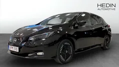 Svart (black) Begagnad 2022 Nissan Leaf N-Connecta Halvkombi | 189 900 kr (Marknadspris)
