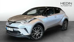 Mörkgrå (grey) Begagnad 2016 Toyota C-HR SUV | 179 900 kr (Marknadspris)