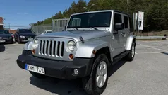 Silver Begagnad 2009 Jeep Wrangler Unlimited Sahara SUV | 179 900 kr (Marknadspris)