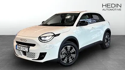 Begagnad 2025 Fiat 600 Icon SUV | 350 800 kr (Marknadspris)