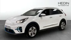 Vit (white) Begagnad 2021 Kia e-Niro Advance SUV | 269 900 kr (Marknadspris)