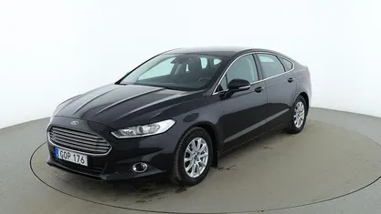 Svart Begagnad 2015 Ford Mondeo Sedan | 114 000 kr (Marknadspris)