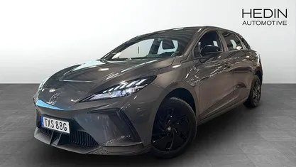 Grå (black) Begagnad 2023 MG MG4 EV Halvkombi | 254 900 kr (Marknadspris)