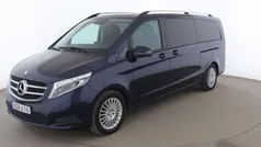 Mörkblå (blå) Begagnad 2016 Mercedes V250 Minibuss | 342 000 kr (Marknadspris)