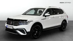 Vit Begagnad 2023 VW Tiguan Allspace SUV | 369 900 kr (Marknadspris)